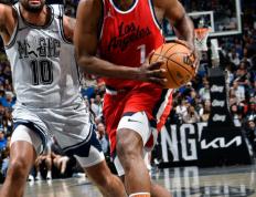 开云体育app-关于快船队击败魔术，取得双杀的信息