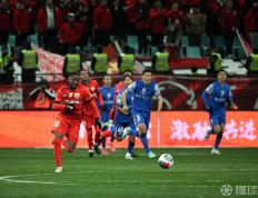 开云体育在线-国际足球全球杯集训全面展开，备战有序