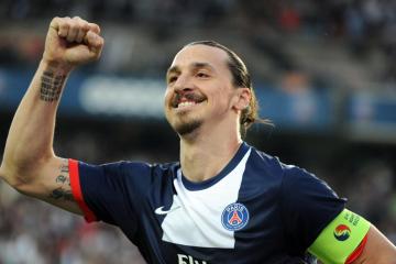 开云体育app-爆砍51分却惨遭北京队绝杀？字母哥赛后采访竟称他们中有个12号让我想起2019年世界杯