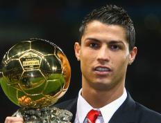 开云体育下载-双线之殇，德甲争冠的代价与巴黎的欧冠坦途