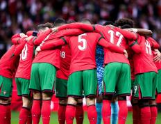 开云体育下载-土耳其队在欧国联比赛中面临挑战，需全力以赴！