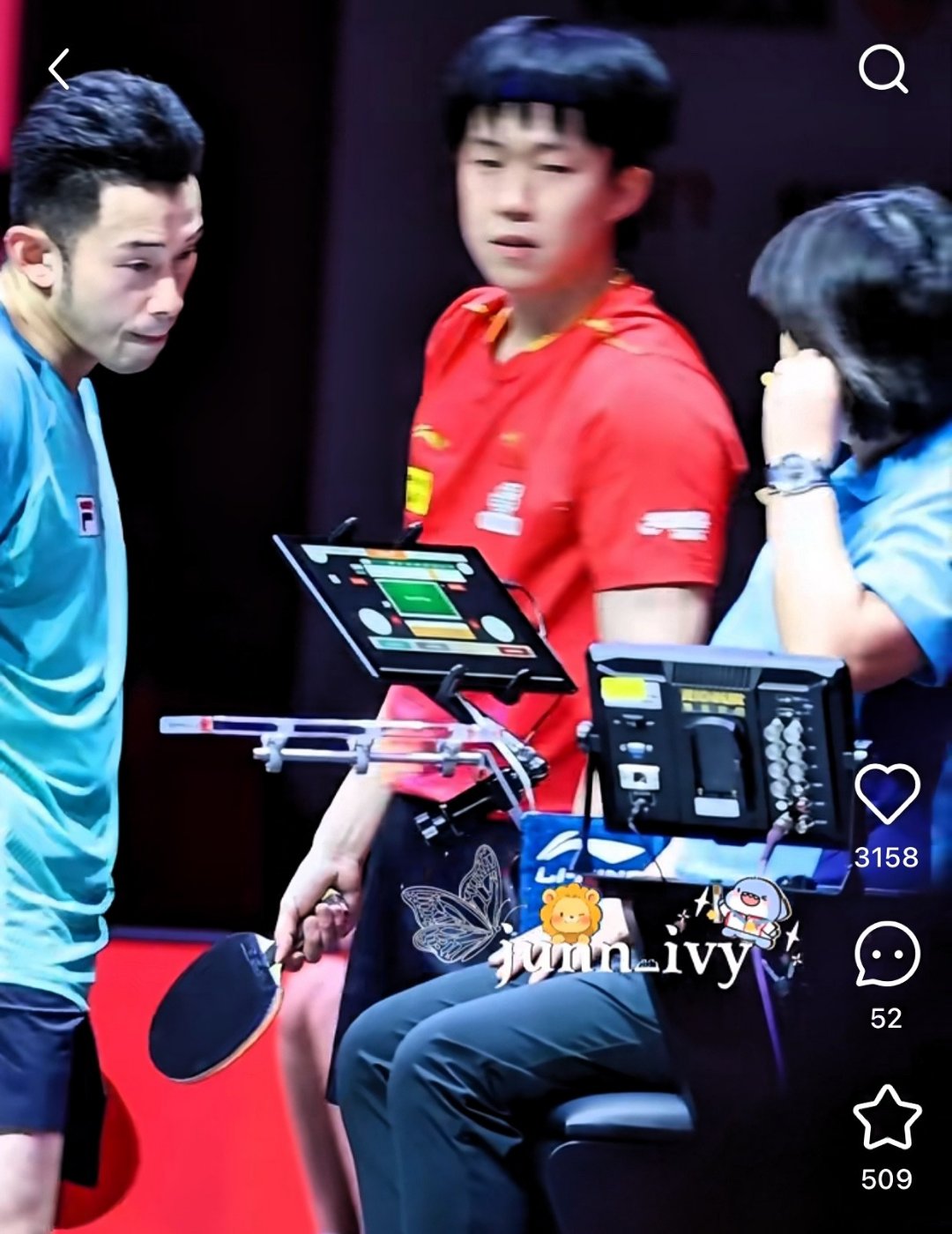 开云体育-裁判误判引发争议,比赛结束后风波不断