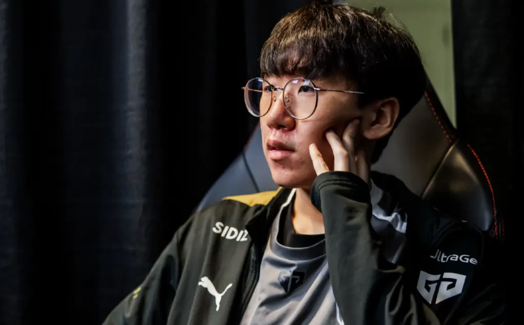 开云体育APP下载-BRO横扫DRX，Lehends极限生还后反打顶尖较量成都决赛之夜，让粉丝疯狂欢呼的简单介绍