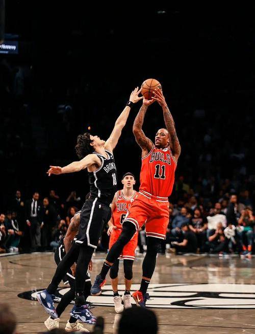 开云APP-公牛战胜篮网,拉文砍下35分实现逆转